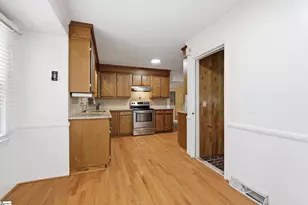 102 Fernwood Dr, Easley, SC 29640 - Photo 8