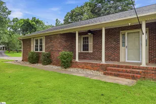 102 Fernwood Dr, Easley, SC 29640 - Photo 2