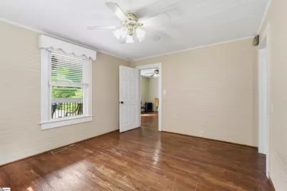 532 Gentry Memorial Highway, Easley, SC 29640 - Photo 14