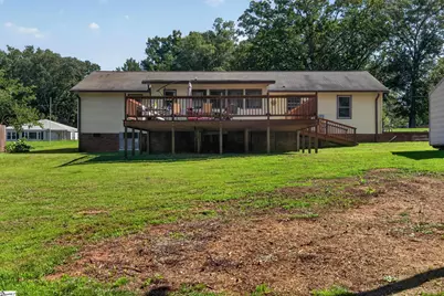135 W Church Street, Cowpens, SC 29330 - Photo 32