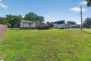 135 W Church St, Cowpens, SC 29330 - Photo 26