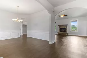 917 Garnet Dr, Chesnee, SC 29323 - Photo 4