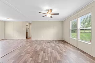 1649 Beaverdam Creek Rd, Gray Court, SC 29645 - Photo 6
