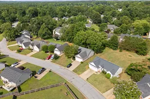1111 Dunwoody Dr, Simpsonville, SC 29681 - Photo 38