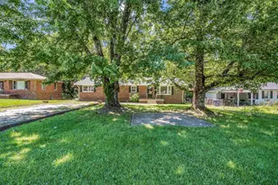 453 Lucerne Dr, Spartanburg, SC 29302 - Photo 2