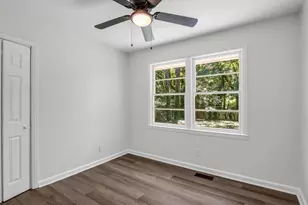 453 Lucerne Dr, Spartanburg, SC 29302 - Photo 16