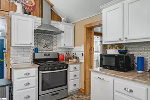 2261 Fews Chapel Rd, Greer, SC 29651 - Photo 22