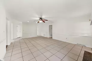 608 Lenhardt Rd, Greenville, SC 29611 - Photo 4