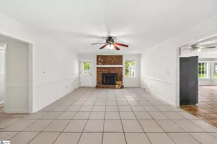 608 Lenhardt Rd, Greenville, SC 29611 - Photo 2
