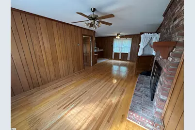 701 N Rutherford Road, Greer, SC 29651 - Photo 8