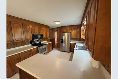 701 N Rutherford Road, Greer, SC 29651 - Photo 2