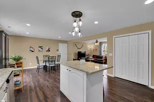 15 Childress Cir, Greenville, SC 29617 - Photo 8