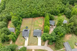 69 Pine Dr, Taylors, SC 29687 - Photo 22