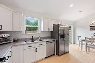 69 Pine Dr, Taylors, SC 29687 - Photo 6