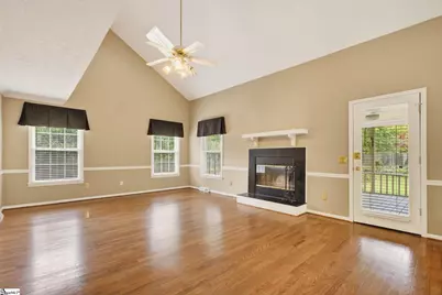 703 E Silverleaf Street, Greer, SC 29650 - Photo 20