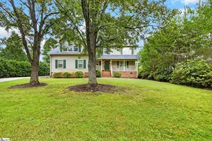 703 E Silverleaf St, Greer, SC 29650 - Photo 2