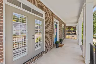 212 Grandmont Ct, Greer, SC 29650 - Photo 2