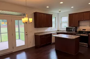 407 Oak Ridge Pl, Easley, SC 29642 - Photo 4