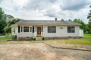 548 Honeysuckle Rd, Spartanburg, SC 29303 - Photo 1