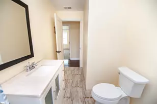 548 Honeysuckle Rd, Spartanburg, SC 29303 - Photo 14
