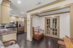 122 Mabry Rd, Spartanburg, SC 29307 - Photo 2