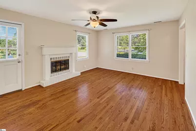 101 Bishop Drive, Easley, SC 29640 - Photo 6