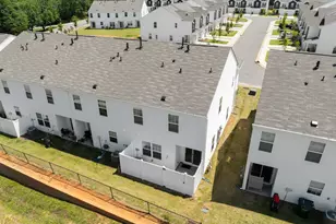 401 Mopar Ln, Greer, SC 29651 - Photo 4