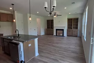 254 Brown Cir, Easley, SC 29642 - Photo 4