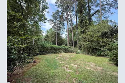 301 Pine Street, Clinton, SC 29325 - Photo 18