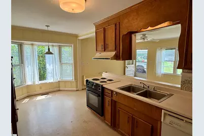 301 Pine Street, Clinton, SC 29325 - Photo 8