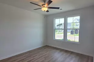 250 Brown Cir, Easley, SC 29642 - Photo 8