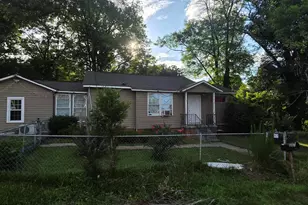 117 Alice St, Greenville, SC 29611 - Photo 2