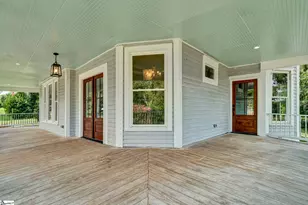 522 S Harper St, Laurens, SC 29360 - Photo 2
