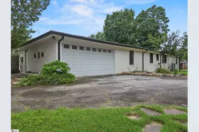 207 Oates Avenue, Easley, SC 29640 - Photo 48