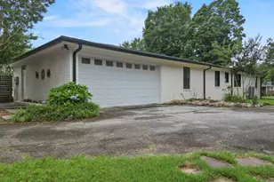 207 Oates Ave, Easley, SC 29640 - Photo 48