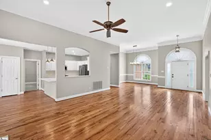 444 Doleman Dr, Spartanburg, SC 29301 - Photo 2