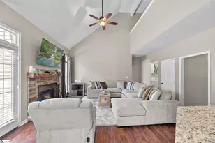 302 Crossvine Way, Simpsonville, SC 29680 - Photo 6