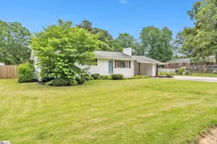 102 Dianne Ave, Simpsonville, SC 29681 - Photo 6
