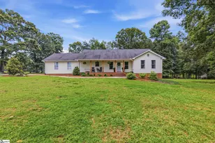 868 Bulls Rd, Taylors, SC 29687 - Photo 1