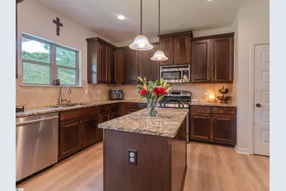 112 Border Avenue, Simpsonville, SC 29680 - Photo 8