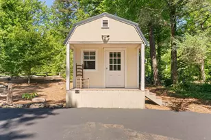 339 Jumping Branch Rd, Tamassee, SC 29686 - Photo 40