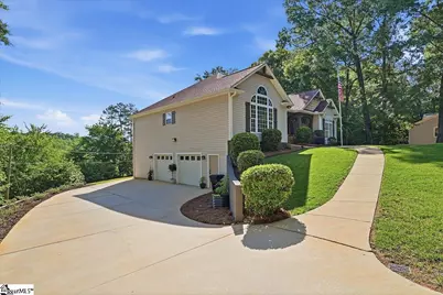 24 Carriage Drive, Greer, SC 29651 - Photo 2