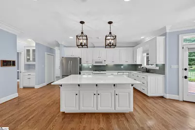 230 Kilgore Circle, Simpsonville, SC 29681 - Photo 8