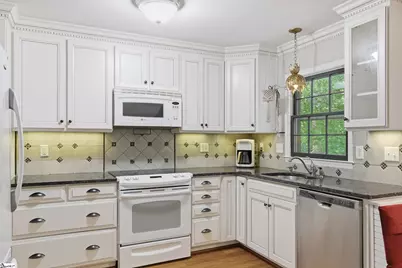 106 Buckingham Way, Taylors, SC 29687 - Photo 10