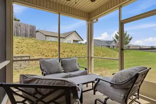 157 W Pyrenees Dr, Lyman, SC 29365 - Photo 38