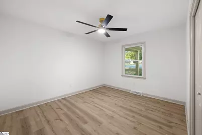 406 Rollingreen Road, Greenville, SC 29615 - Photo 18