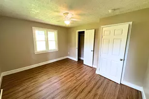 115 E Beattie St, Liberty, SC 29657 - Photo 14