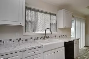 5 Charles St, Greenville, SC 29611 - Photo 14
