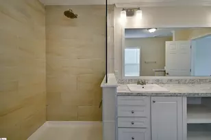 5 Charles St, Greenville, SC 29611 - Photo 22
