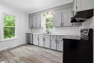 27 Maxie Ave, Greenville, SC 29611 - Photo 16